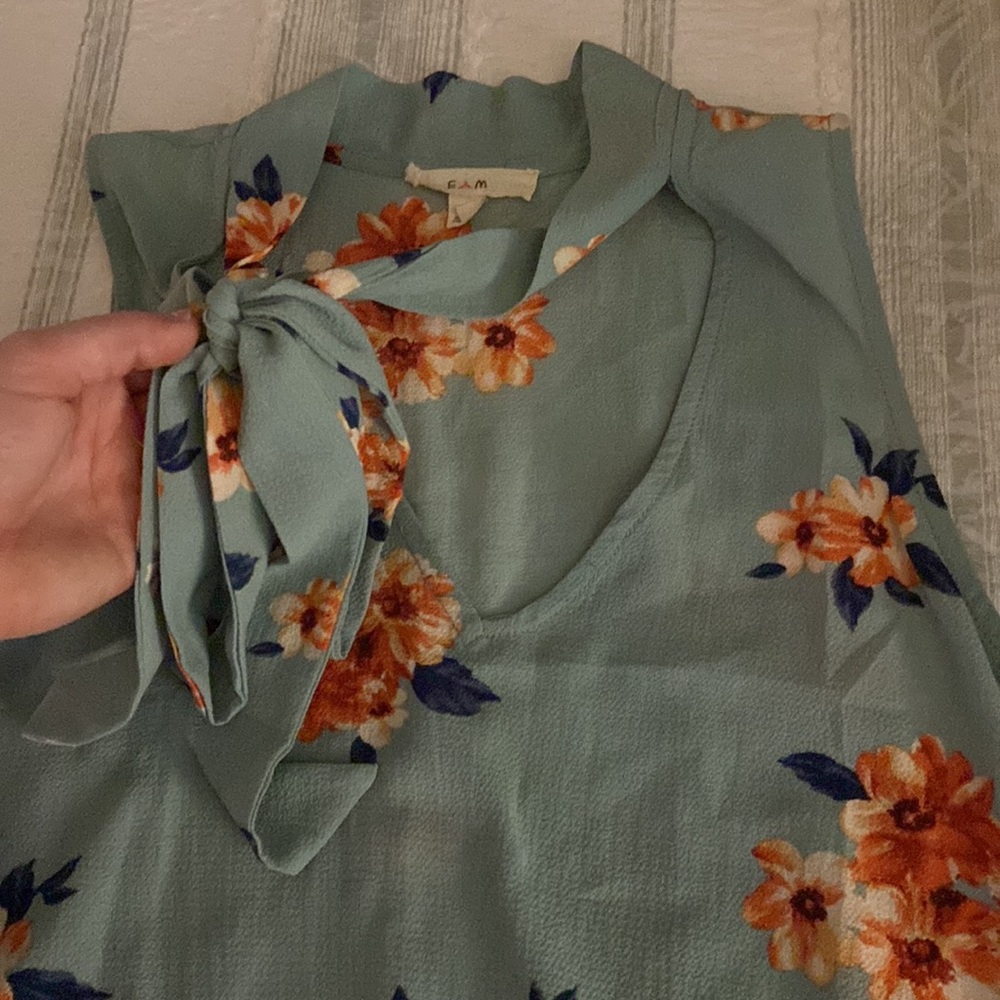E&M Spring Tank - Picture 4 of 4
